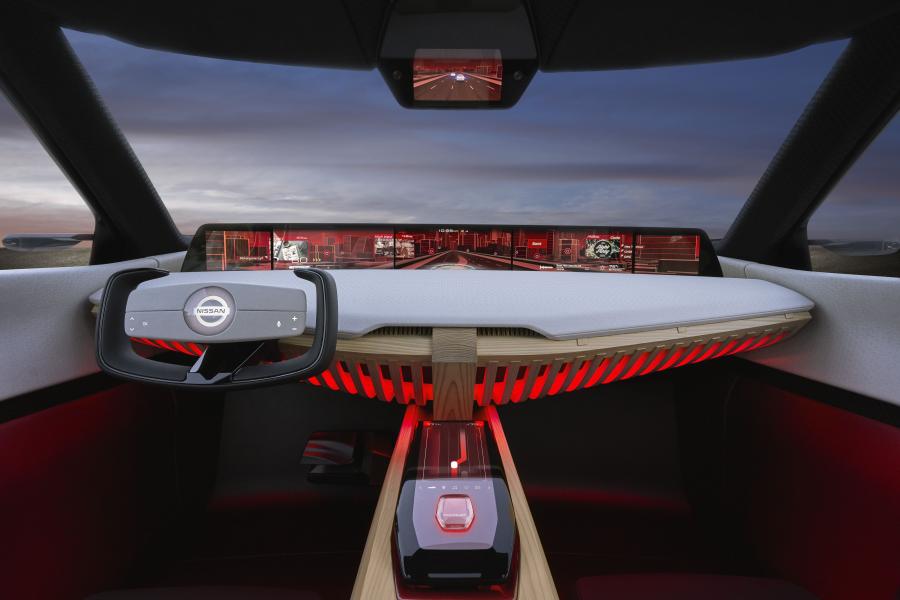 Торпедо Nissan Xmotion Concept 2018 года  (фото 34 из 49)